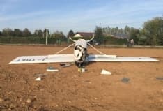 MAZZE' - Cade aereo ultraleggero dopo il decollo, ragazza pilota di 24 anni al Cto con il bacino rotto - FOTO