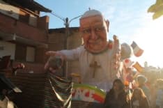 Il carro «Made in Canavese» di Papa Bergoglio sarà benedetto dal Papa (quello vero!)