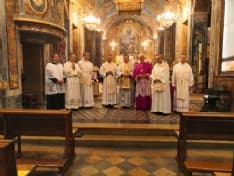 CUCEGLIO - Il paese abbraccia il nuovo parroco, don Luca Meinardi