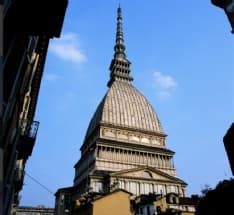 CURIOSITA' - Torino, capodanno sulla Mole