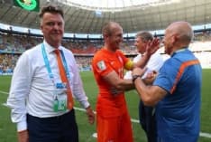 MONDIALE 2014 - Il «culo» del Brasile meglio del «culo» di Sacchi. A casa anche l'Uruguay