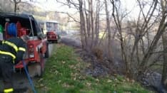 CHIESANUOVA - Ennesimo incendio boschivo: vigili del fuoco e volontari Aib al lavoro - FOTO