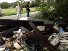 CASELLE - Discarica abusiva: intervengono i carabinieri - FOTO