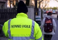 VOLPIANO - La croce bianca cerca nonni vigile per la sicurezza