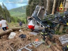 La disumanità del dio denaro