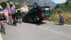 LOCANA - Incidente sulla 460: perde il controllo della Panda e finisce ruote all'aria