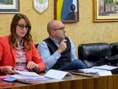 LEINI - Dopo l'addio di Alice Macario Ban, volano gli stracci