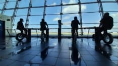 CASELLE - Al Torino Airport si ricarica il cellulare pedalando