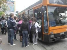 BORGARO - Vince il Comune: sul bus dei rom torna il bigliettaio