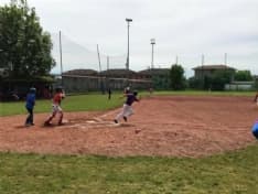 CASTELLAMONTE - «Via il campo sportivo ai Red Clay»: la questione baseball infiamma la città