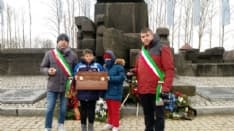 CANAVESE - «La memoria Viva»: i ragazzi delle scuole di Castellamonte e Ozegna ad Auschwitz - FOTO