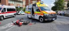 CUORGNE' - Auto contro moto all'incrocio di via San Rocco: giovane centauro portato in ospedale - FOTO E VIDEO
