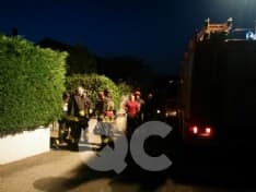FELETTO - INCENDIO IN UNA VILLETTA. USTIONATA GRAVEMENTE UNA PERSONA - FOTO e VIDEO