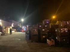 CASTELLAMONTE - Allarme incendio in una ditta della zona industriale: intervento dei pompieri