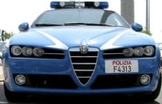 CHIAVERANO - Mangiano il pollo nella casa svaligiata: arrestati