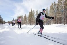 LORANZE' - L'impresa da sogno di Flavia Bonino: 200 chilometri tra neve e ghiaccio nella gara di sci più lunga al mondo - FOTO