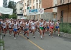 PODISMO - Si corre la tradizionale «5 laghi di Ivrea»: in 600 al via