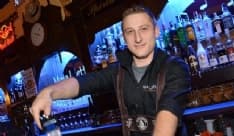 RIVAROLO CANAVESE - Addio a Damiano Mazza, città sotto shock per il giovane papà