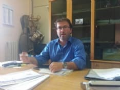 COLLERETTO - Il sindaco vende la sua moto per rifare la strada