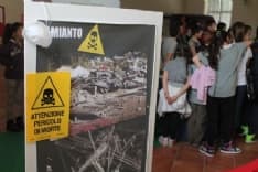 CASTELLAMONTE - «Trash Art Gallery»: bimbi a scuola di rifiuti