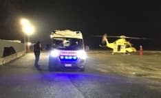 RIVAROLO CANAVESE - Precipita nel fossato del castello Malgrà: un ragazzo portato con l'elicottero in ospedale