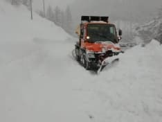 CERESOLE REALE - Spalaneve in azione: un metro di neve fresca in paese. Dall'Arpa Piemonte allerta gialla anche per domani - FOTO
