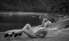 CERESOLE REALE - I colori autunnali come cornice del nuovo calendario hot di BarbieQueen - FOTO