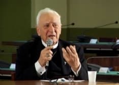 PROFUGHI - Bettazzi scrive al premier Conte: «Non chiudete i porti»