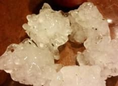 AGLIE' - La grandine danneggia municipio e castello ducale