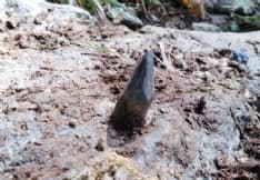 CANISCHIO - Spuntone di metallo danneggia le auto dei turisti - FOTO