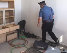 LEINI - Baby vandali devastano la «Cittadella dello Sport»: denunciati dai carabinieri