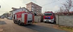 SAN GIUSTO CANAVESE - A fuoco la tettoia di un'abitazione, intervento dei vigili del fuoco - FOTO e VIDEO