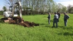 CALUSO - Orrore nel maneggio: dai terreni potrebbero spuntare le carcasse di animali morti - FOTO e VIDEO