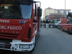 MERCENASCO - Incendio in casa, un uomo ustionato in ospedale