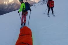 TRAVERSELLA - Sciatrice ferita dopo una caduta, salvata dal soccorso alpino - FOTO
