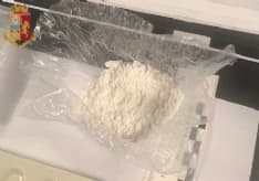 PIVERONE - Pensionato pusher arrestato dalla polizia: viaggiava in auto con la cocaina da vendere