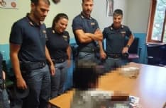 SAN MAURIZIO CANAVESE - Gli rubano il robot preferito e scrive alla Polizia: «Aiutatemi». Gli agenti gli ricomprano il giocattolo - FOTO
