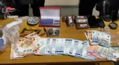 PAVONE CANAVESE - Scoperto un market della droga: un arresto e una denuncia dei carabinieri - VIDEO