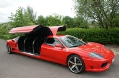 MOTORI - Vendesi Ferrari 360 Modena (ma Limousine)