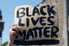 SOLIDARIETA' - A Torino un flashmob per George Floyd