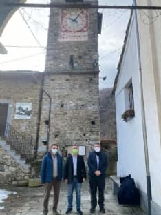 CANAVESE - Flash mob a Ingria: «Per chi suona la montagna?»