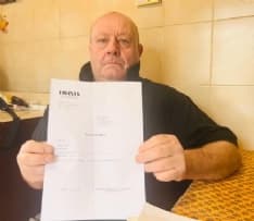 CASTELLAMONTE - Da un anno attende la visita per l'infortunio sul lavoro e da nove mesi è senza stipendio: «Voglio solo tornare a lavorare»