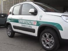 IVREA - Salvano un uomo dal suicidio: un «grazie» speciale ai vigili urbani