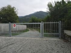 CUORGNE' - Strada chiusa: i cittadini chiedono lumi al Comune