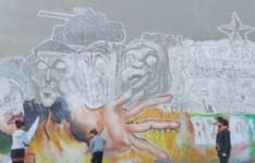 VALPERGA - Restauro murales in via Villa, Sandretto: «Basta strumentalizzazioni e polemiche sterili»