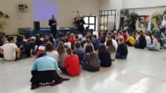 CASTELLAMONTE - I ragazzi delle medie a lezione con i carabinieri