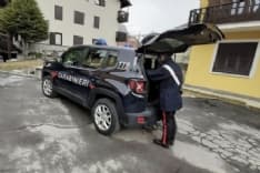 SAN MAURIZIO CANAVESE - Rapina alle poste di Malanghero, dipendente chiuso nel bagno dai malviventi