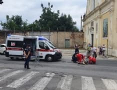RIVAROLO CANAVESE - Auto contro scooter in via San Francesco, un ferito