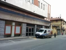 VALPERGA - Lo storico cinema «Ambra» non ha più riaperto i battenti