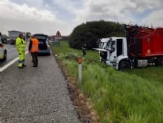 MAPPANO - Esce di strada con il tir vicino allo svincolo della Falchera: 59enne morto al volante